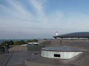Opnieuw herstelde dak van Fort aan het Pampus.