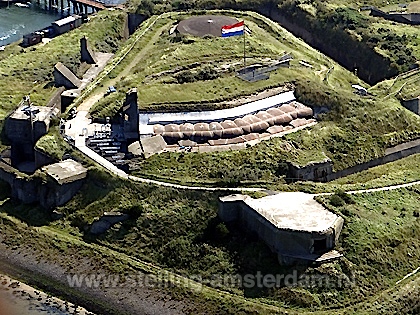 Luchtfoto van Fort bij IJmuiden.