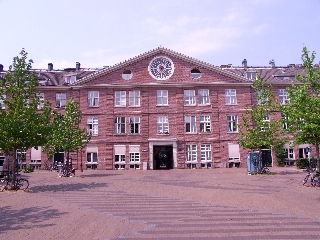 De Oranje-Nassau Kazerne in Amsterdam.