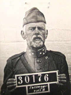 Kriegsgefangener 30176, Kolonel van Dooden