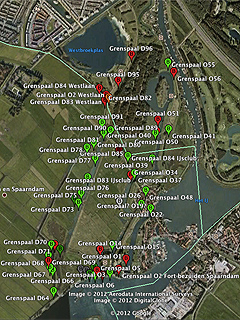 Luchtfoto met de locaties van alle bekende grenspalen bij Spaarndam.