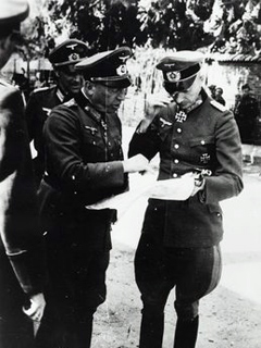 De capitulatiebesprekingen in Rijsoord. Aankomst van de Duitse Generaloberst von Bock en General von Küchler.