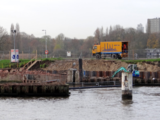 Dezelfde brug van de westkolk in december 2013.