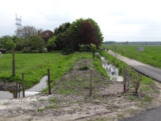 Restant kade in de Bloemendalerpolder.