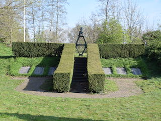 Het monument op Fort de Bilt.