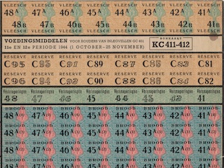 Distributiebonnen uit de Tweede Wereldoorlog.