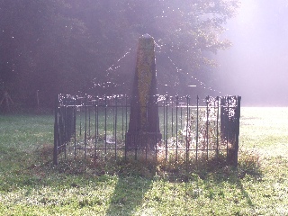 Aanzicht monument Bennebroek